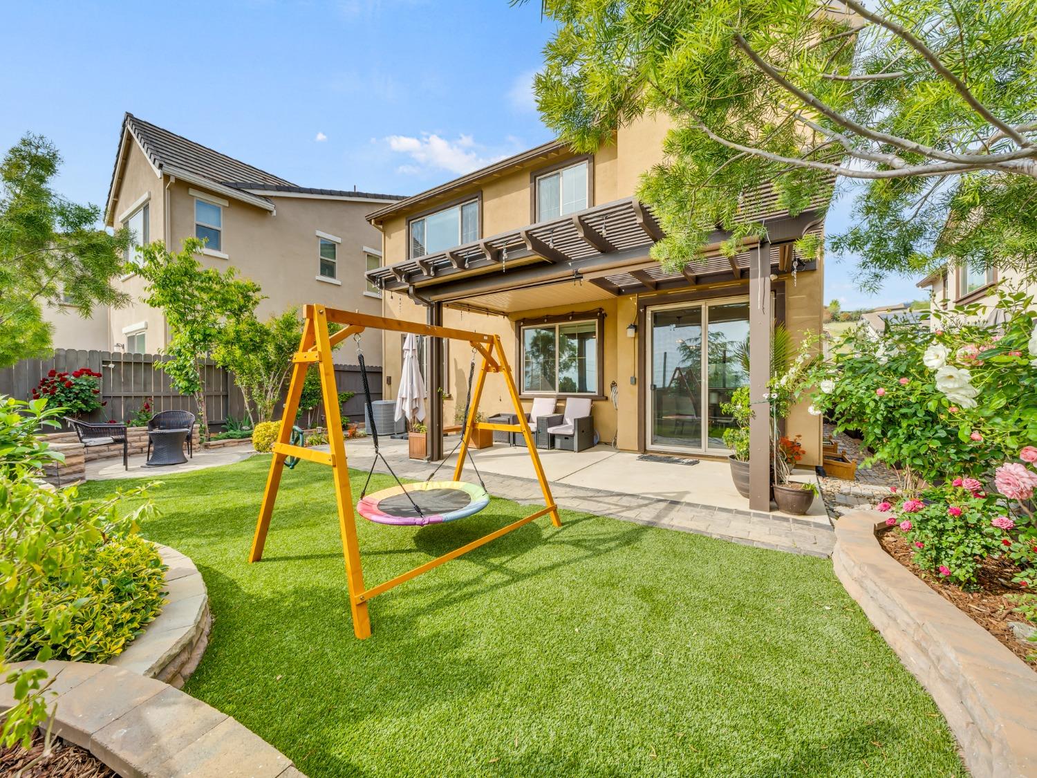 Avanti Drive, El Dorado Hills, California image 38