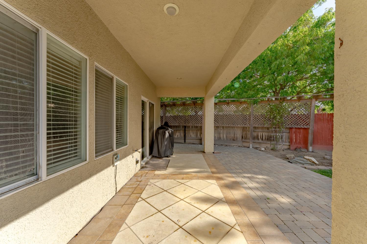 Blue Lupine Place, Elk Grove, California image 19