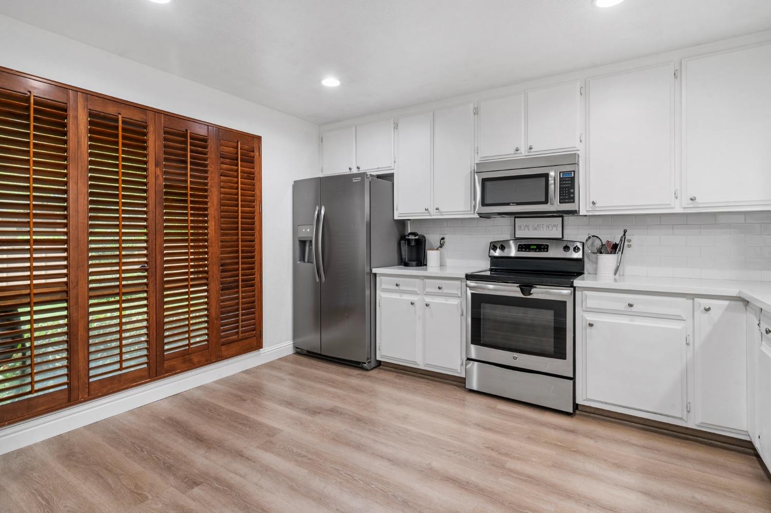 Edgebrook Drive, Modesto, California image 8