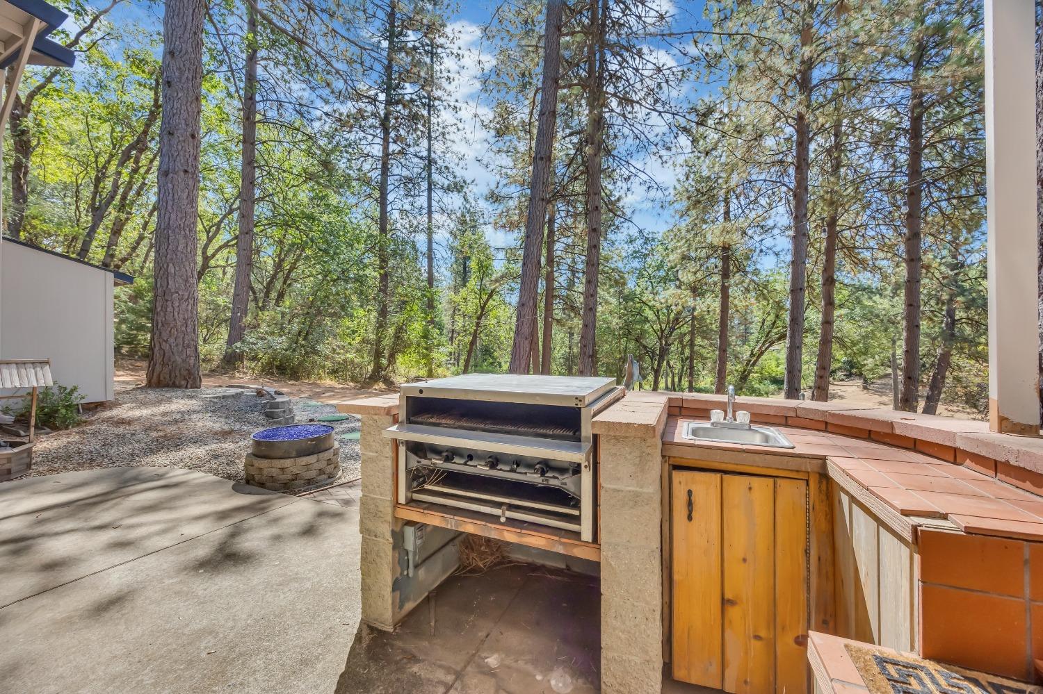 Detail Gallery Image 64 of 79 For 15135 Orchard Springs Rd, Grass Valley,  CA 95945 - 4 Beds | 4/1 Baths