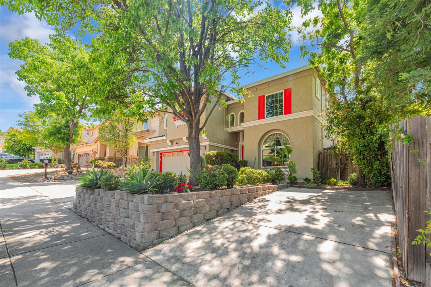 Bluerock Drive, Antioch, California image 3