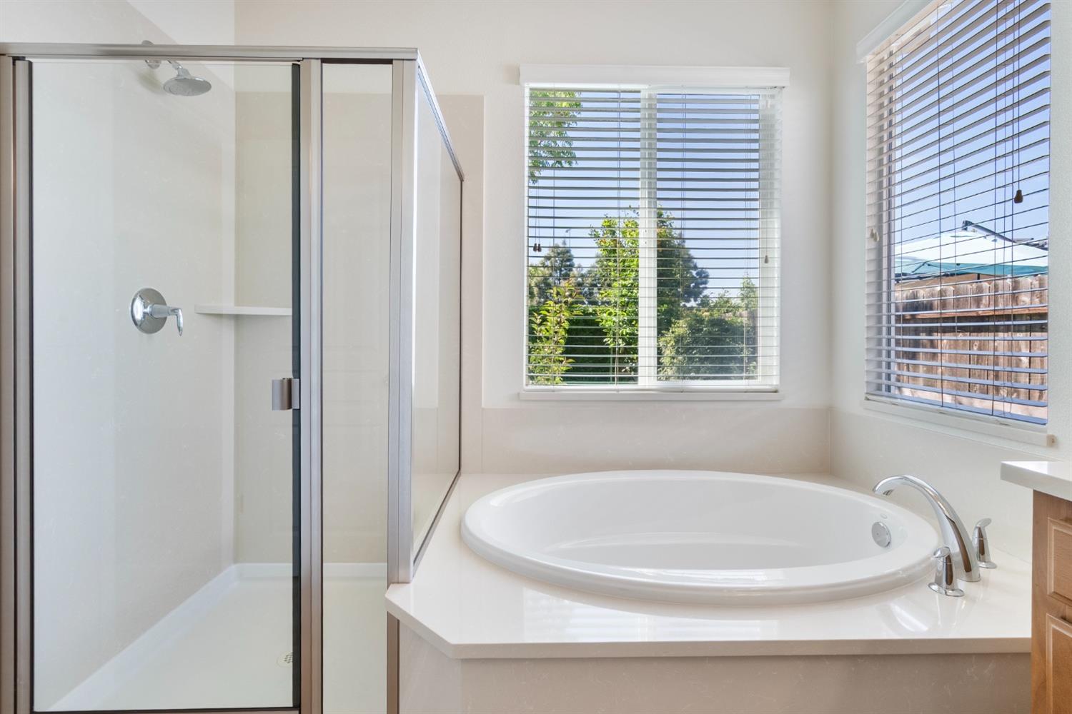 Bellflower Way, Los Banos, California image 25