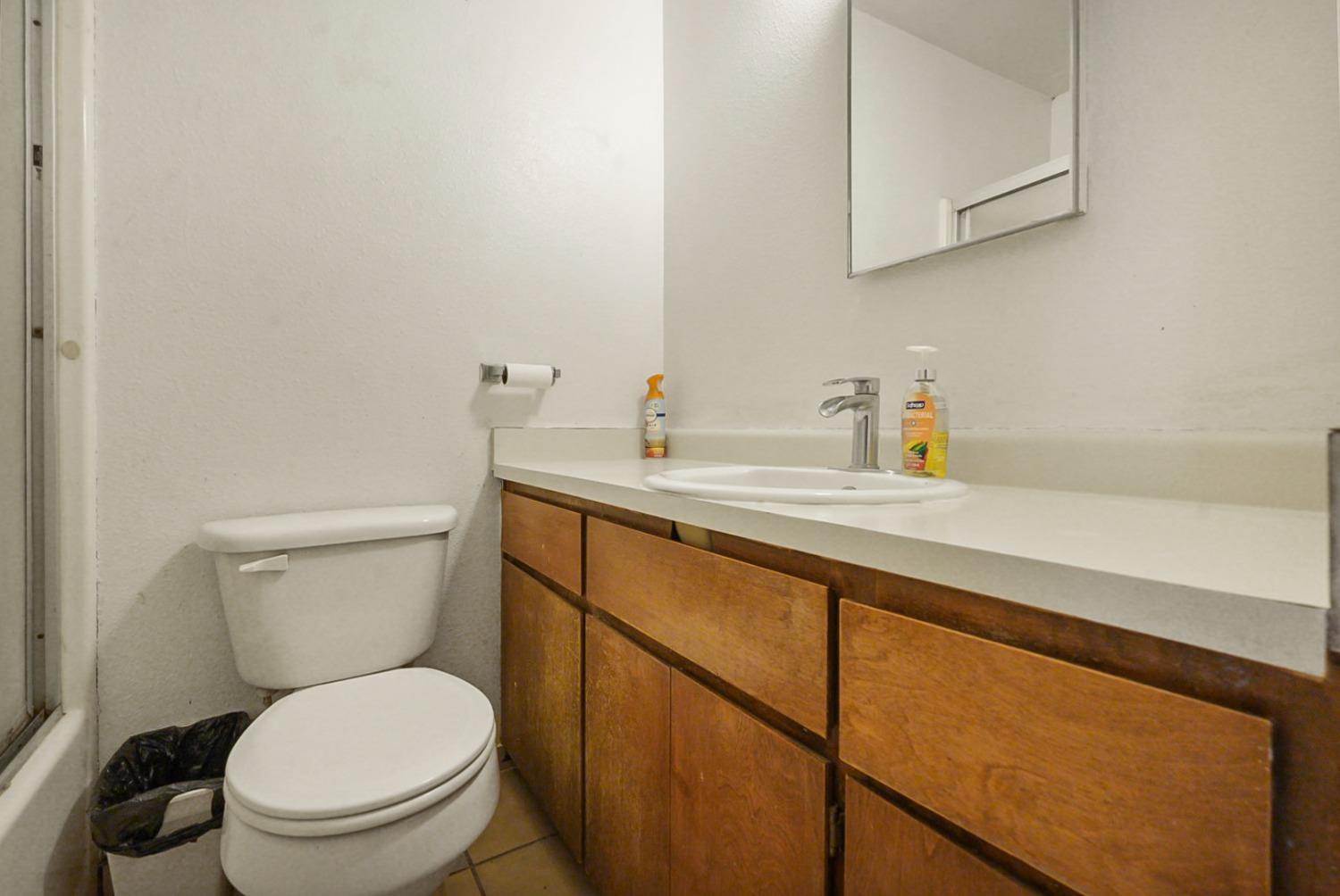 Gannet Court, Merced, California image 15