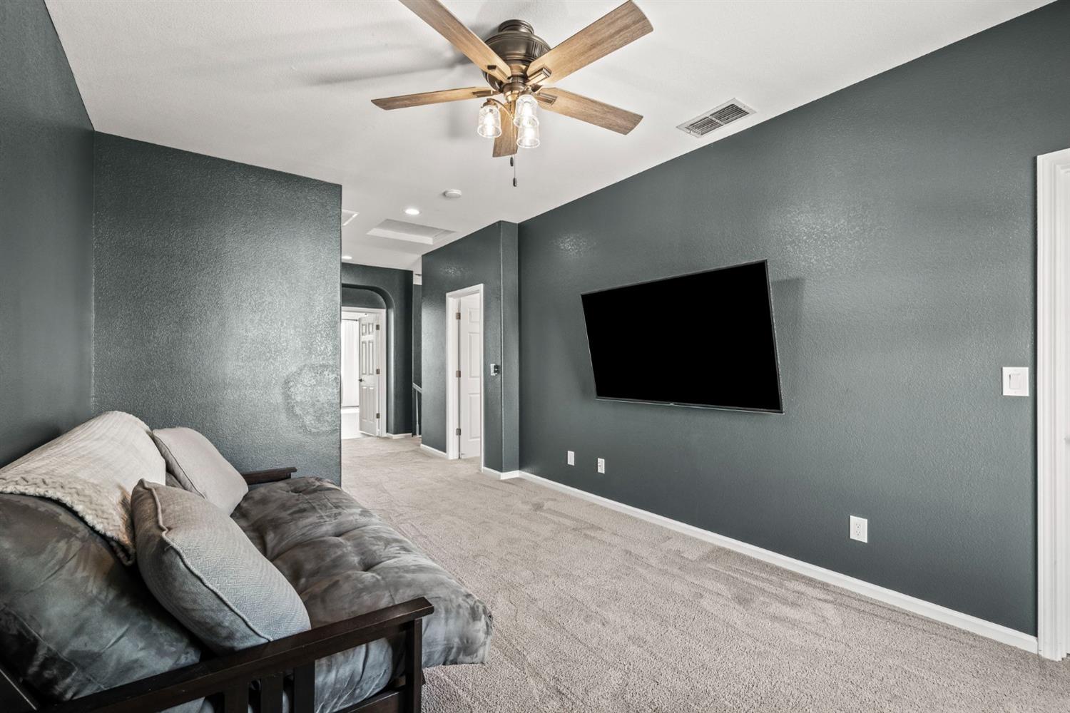 Gilleland Drive, Roseville, California image 36