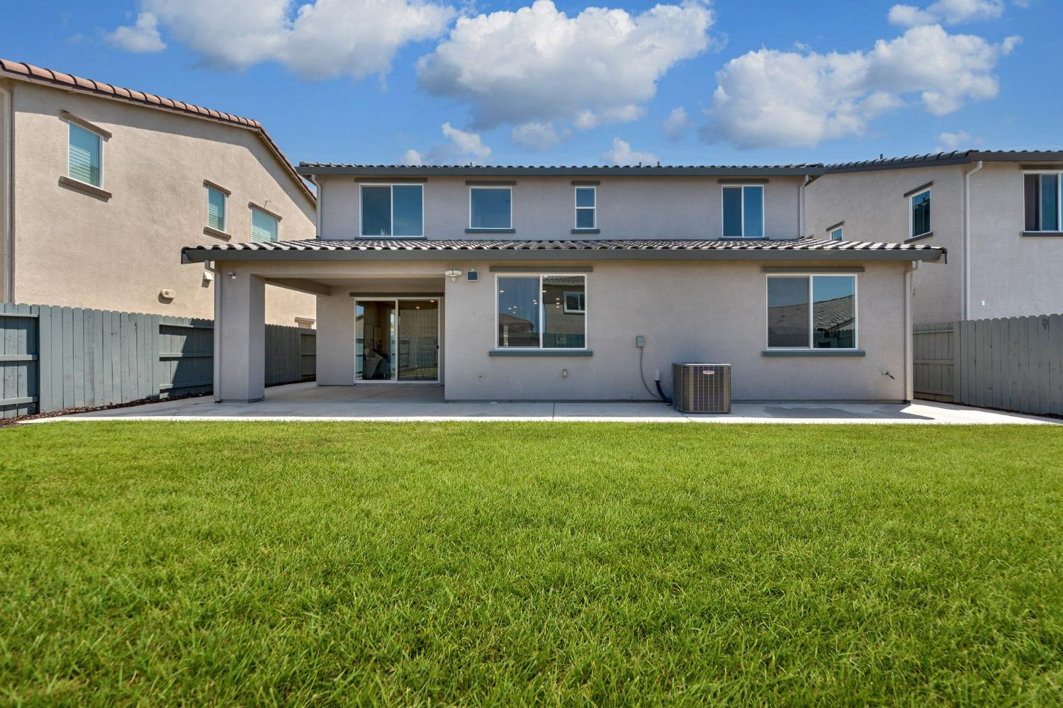 Detail Gallery Image 36 of 38 For 1719 Duchamp Way, Lodi,  CA 95242 - 5 Beds | 3/1 Baths