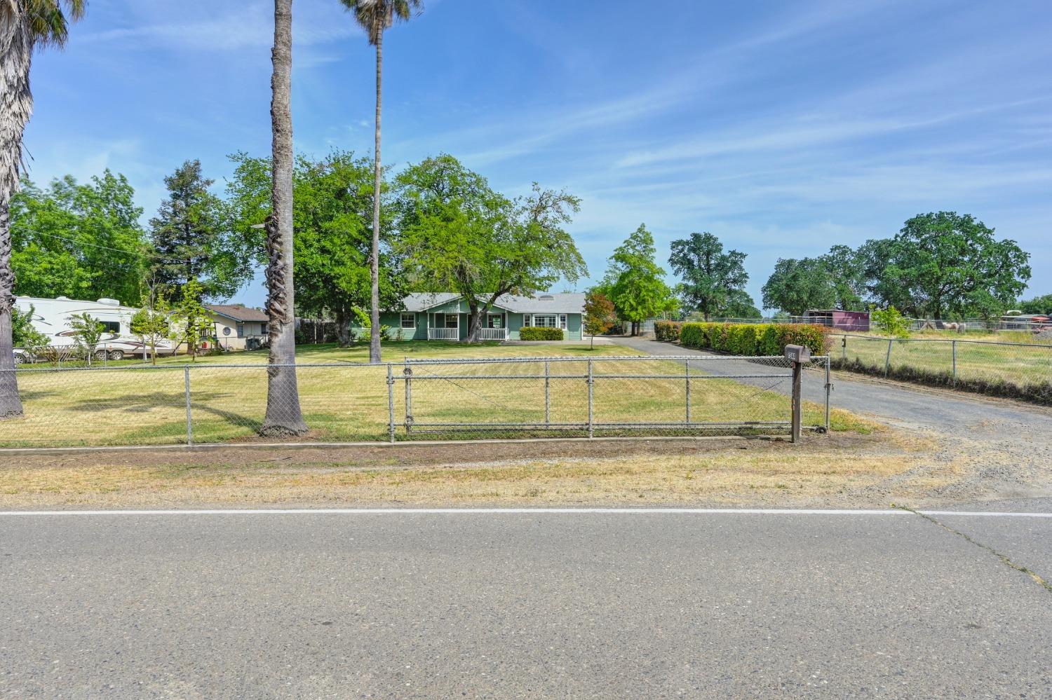 24th Street, Rio Linda, California image 23
