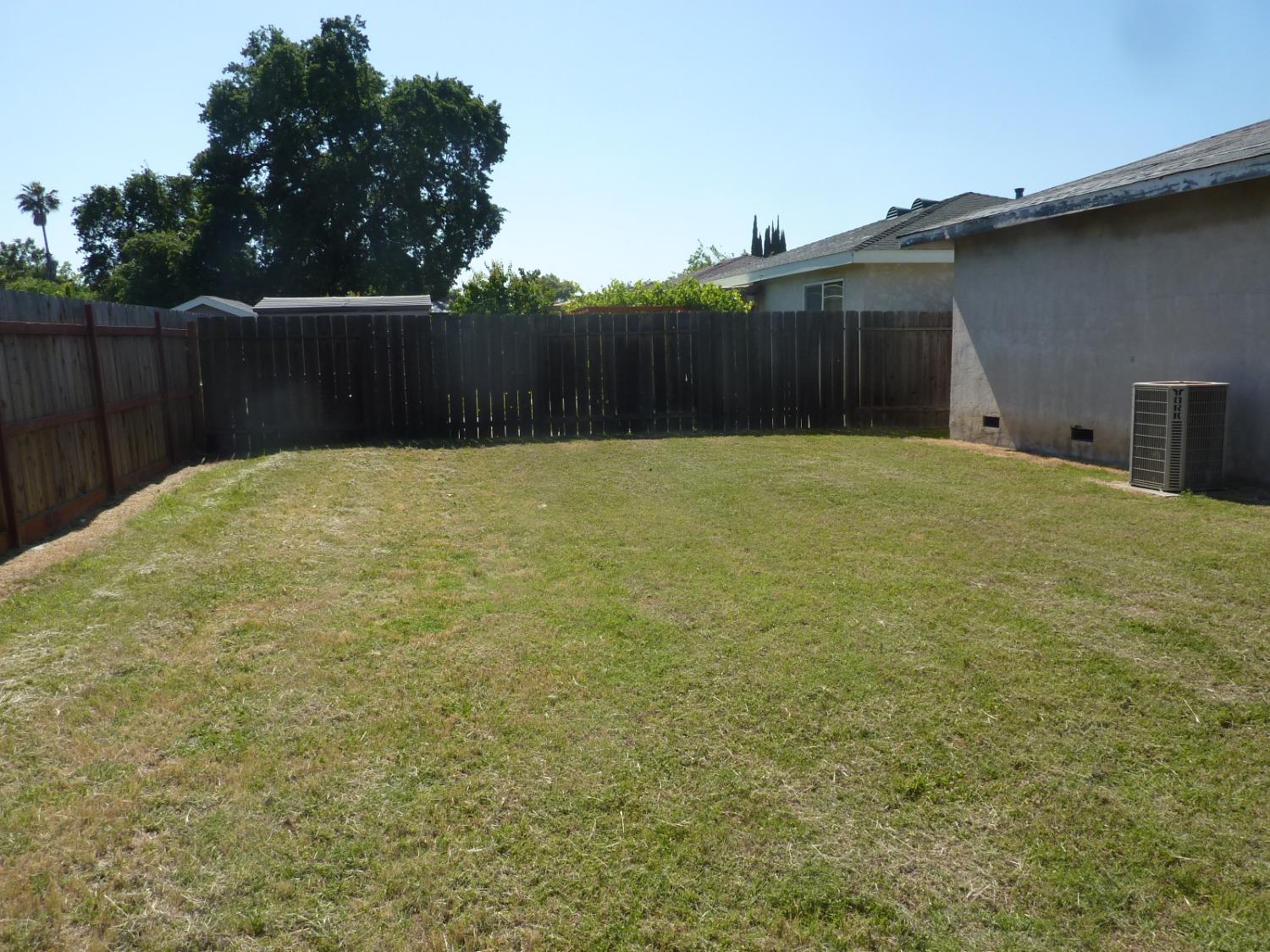 E Anita Street, Stockton, California image 15