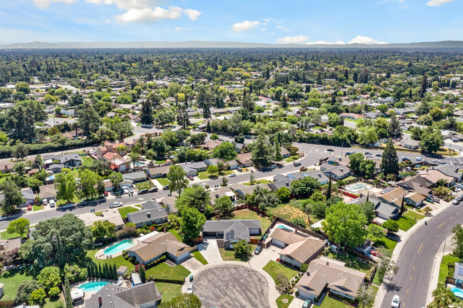 Rothesay Place, Stockton, California image 23