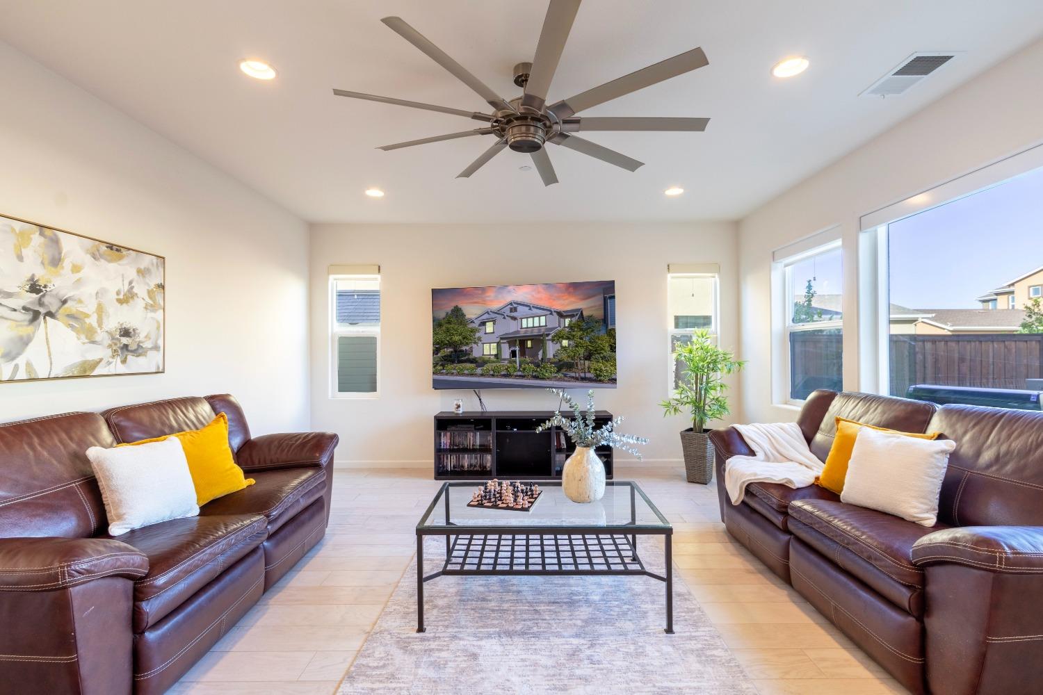 Detail Gallery Image 16 of 72 For 2342 Augusta Ave, Tracy,  CA 95377 - 4 Beds | 3 Baths