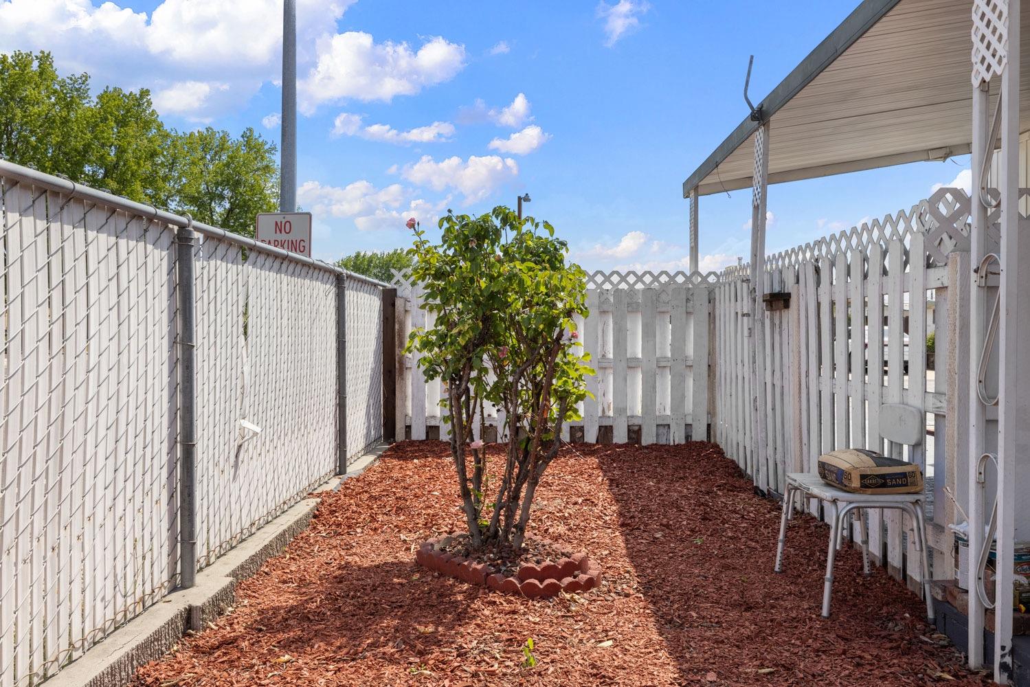 Detail Gallery Image 34 of 38 For 425 20th Century Blvd E5, Turlock,  CA 95380 - 2 Beds | 2 Baths