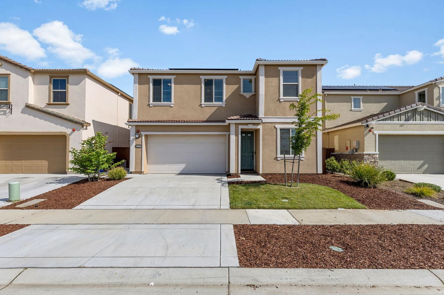 Classical Way, Elk Grove, California image 2