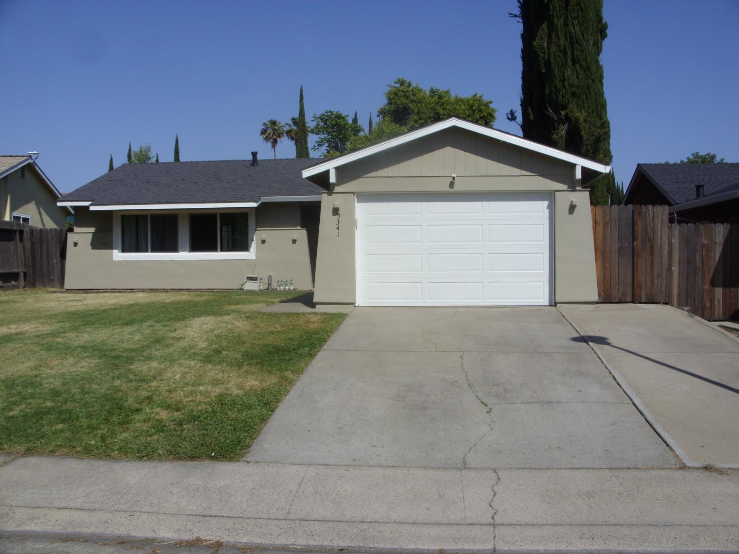 Detail Gallery Image 1 of 19 For 5341 Ygnacio Dr, Sacramento,  CA 95842 - 3 Beds | 1/1 Baths