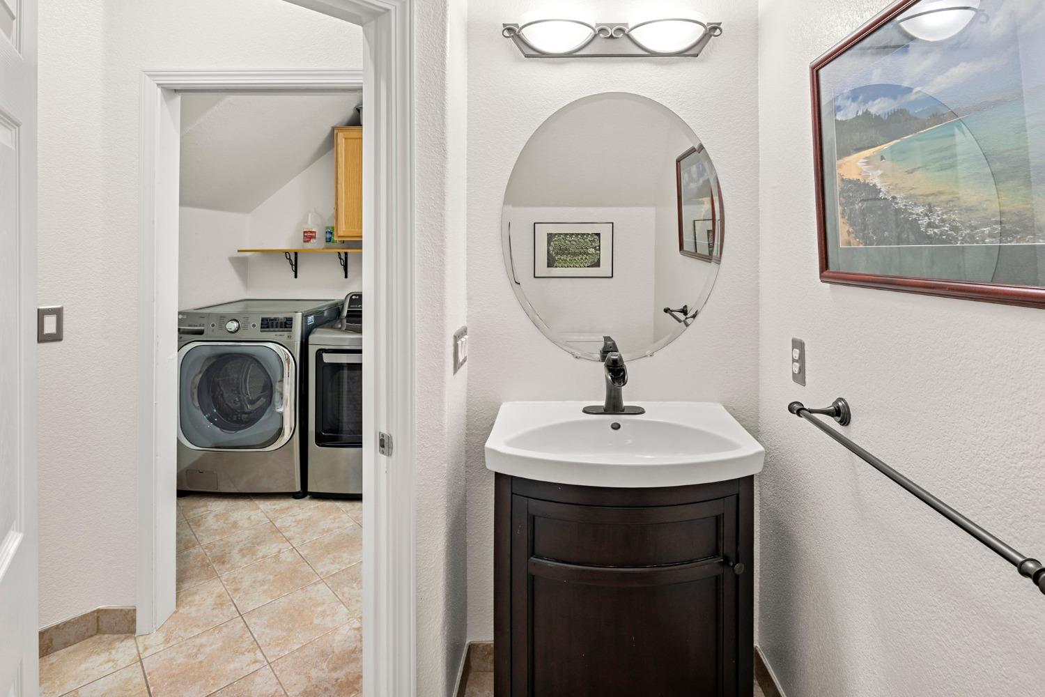 Photo #12: 225052322 Listing: Photo #12