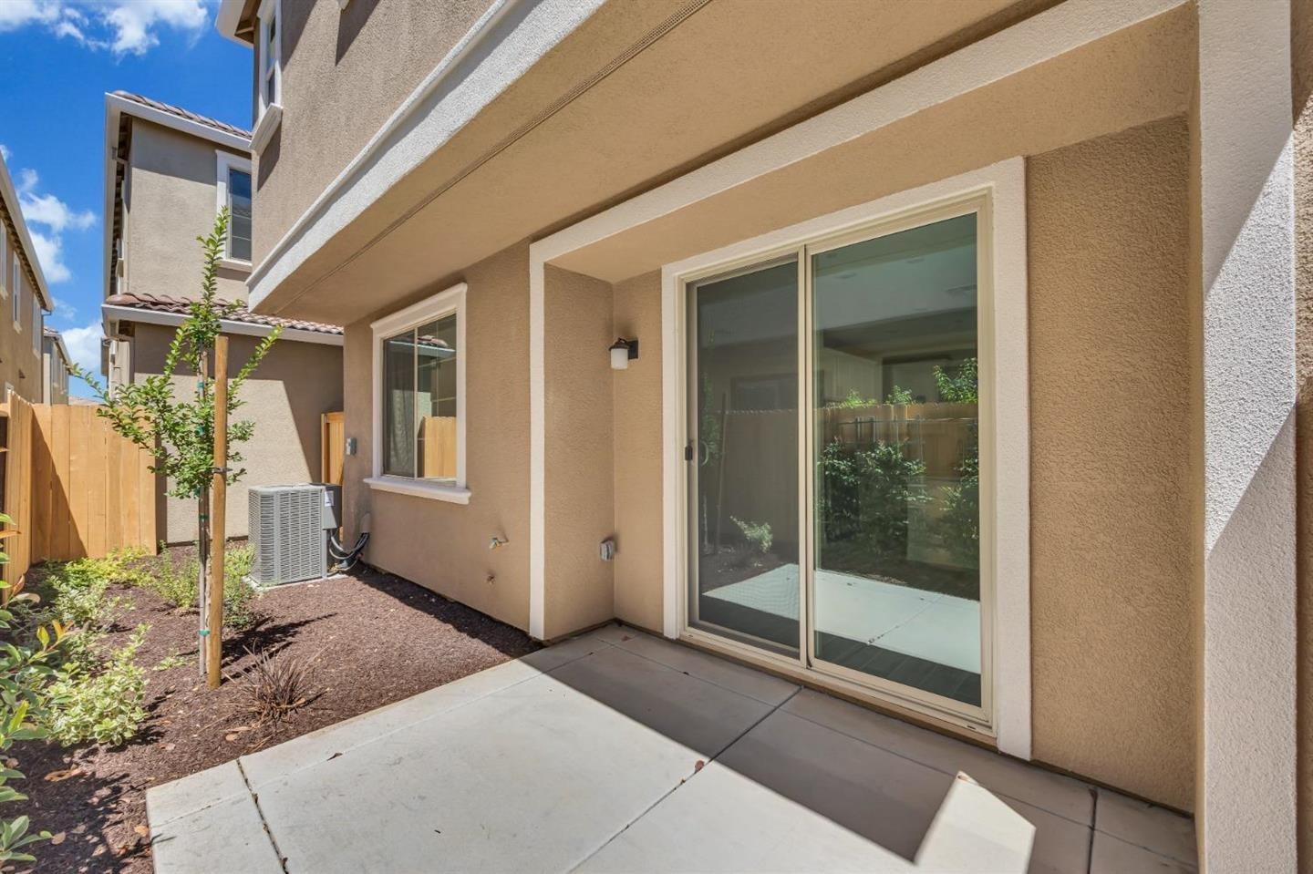 Detail Gallery Image 26 of 29 For 10592 Trill Way, Elk Grove,  CA 95757 - 3 Beds | 2/1 Baths
