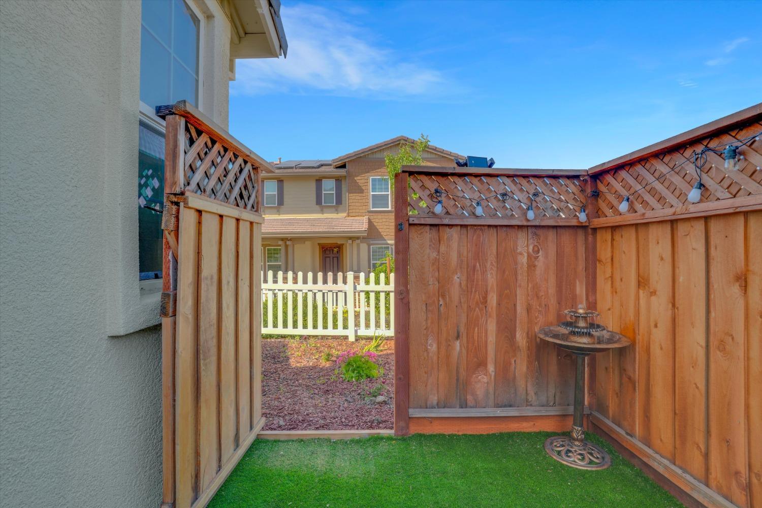 Detail Gallery Image 39 of 48 For 243 E Lawson Ave, Mountain House,  CA 95391 - 4 Beds | 3 Baths
