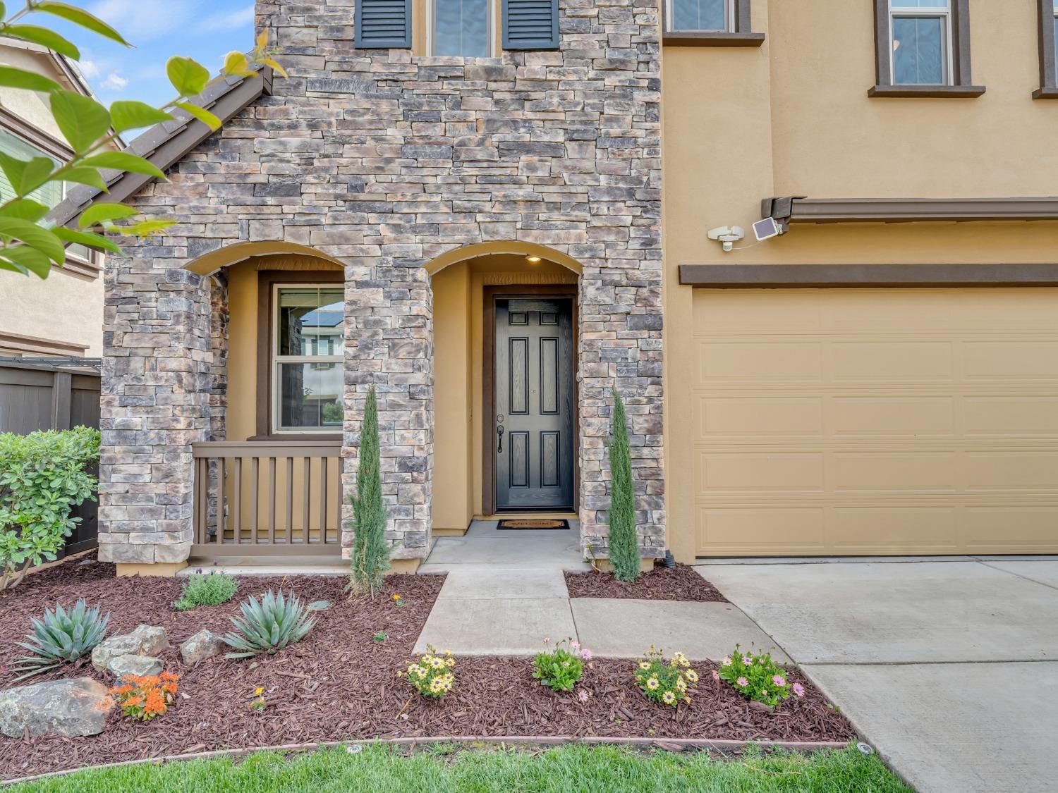 Avanti Drive, El Dorado Hills, California image 2