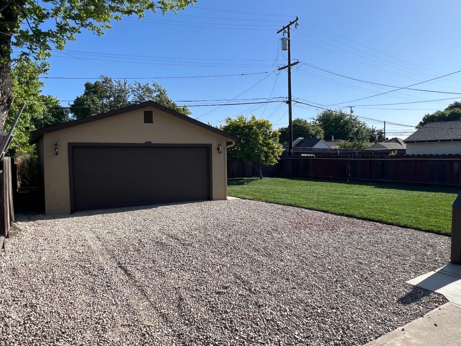 E Beverly Place, Tracy, California image 7