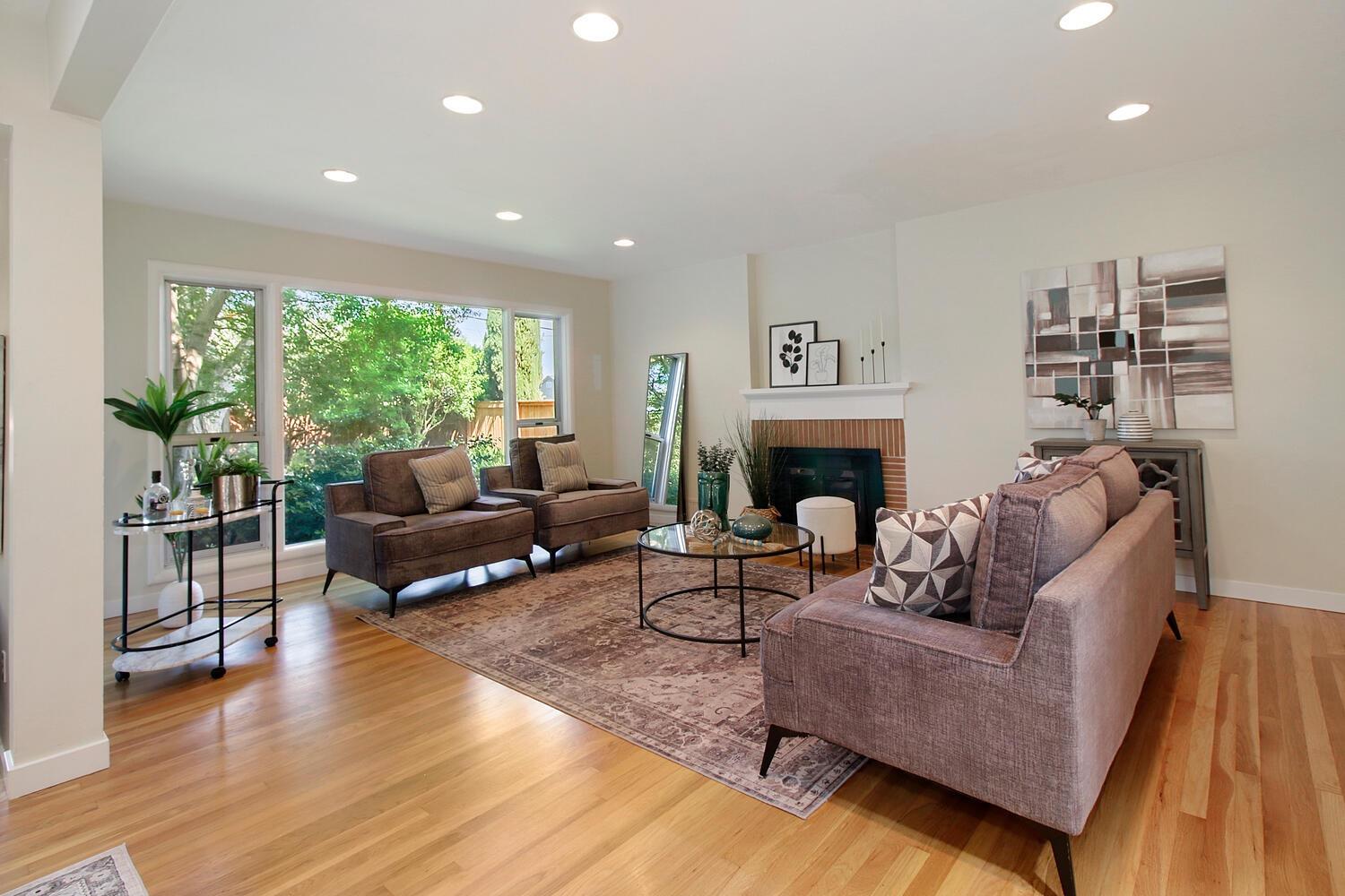Virginia Way, Sacramento, California image 8