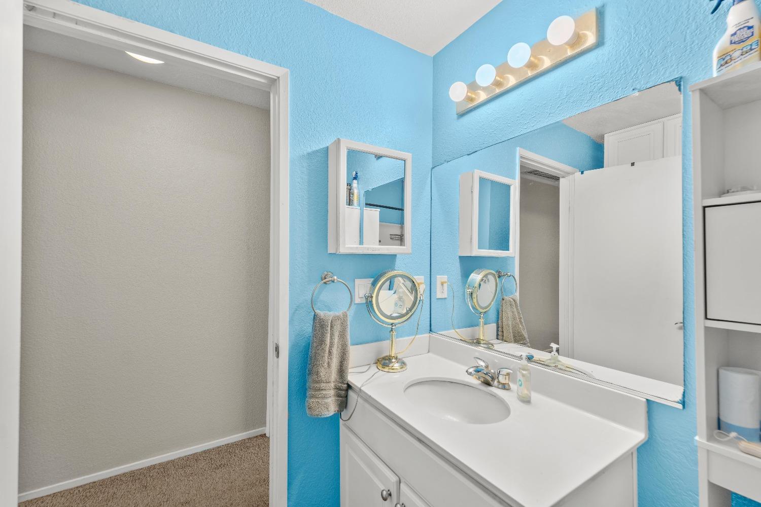Photo #23: 225054541 Listing: Photo #23