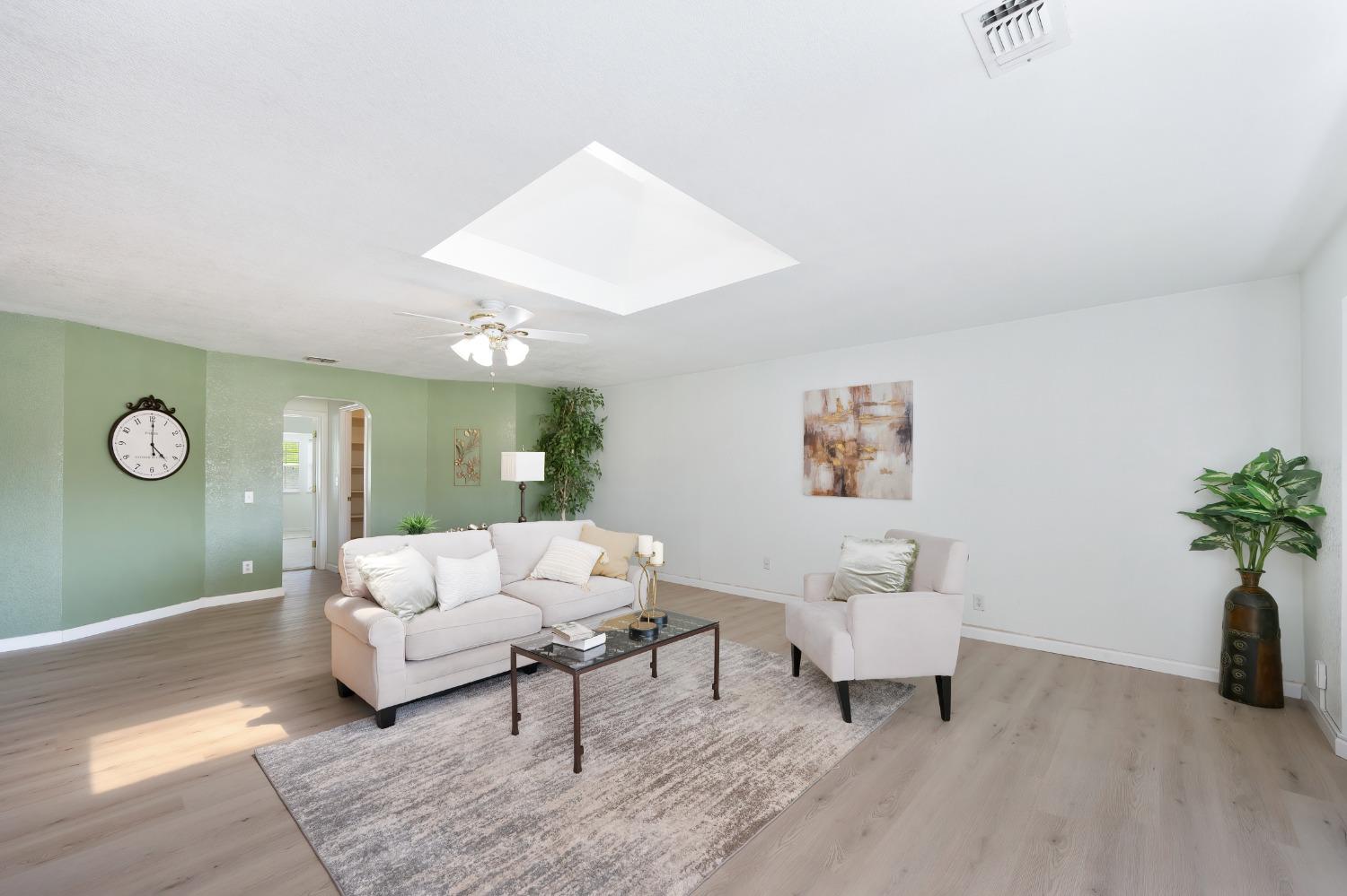 24th Street, Rio Linda, California image 5