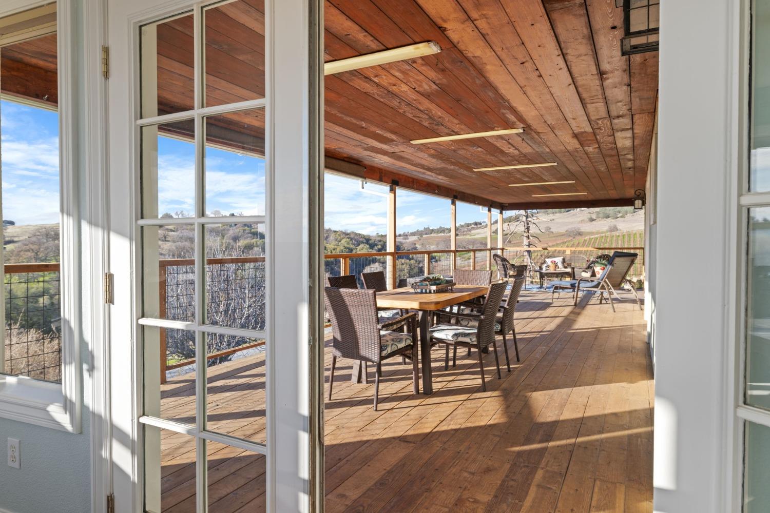 Detail Gallery Image 24 of 99 For 6441 Sky Hawk Rd, Pilot Hill,  CA 95664 - 7 Beds | 5/1 Baths