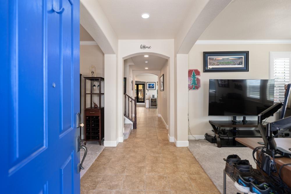 Laneworth Lane, Roseville, California image 7