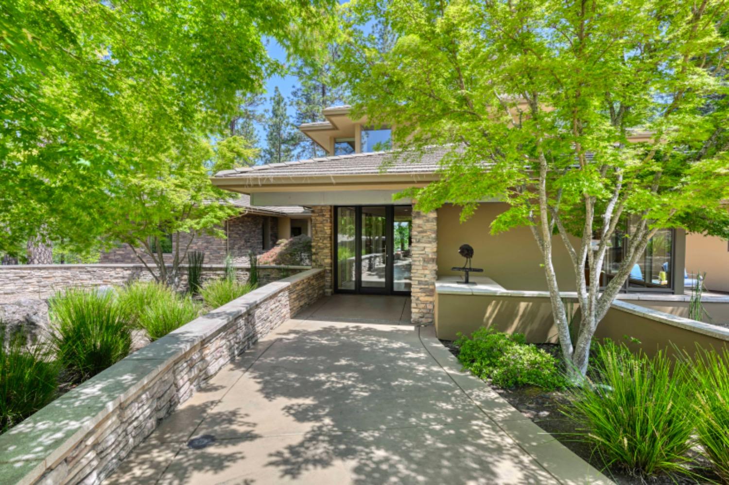 Detail Gallery Image 3 of 87 For 15090 Grand Knoll Dr, Meadow Vista,  CA 95722 - 4 Beds | 4/1 Baths