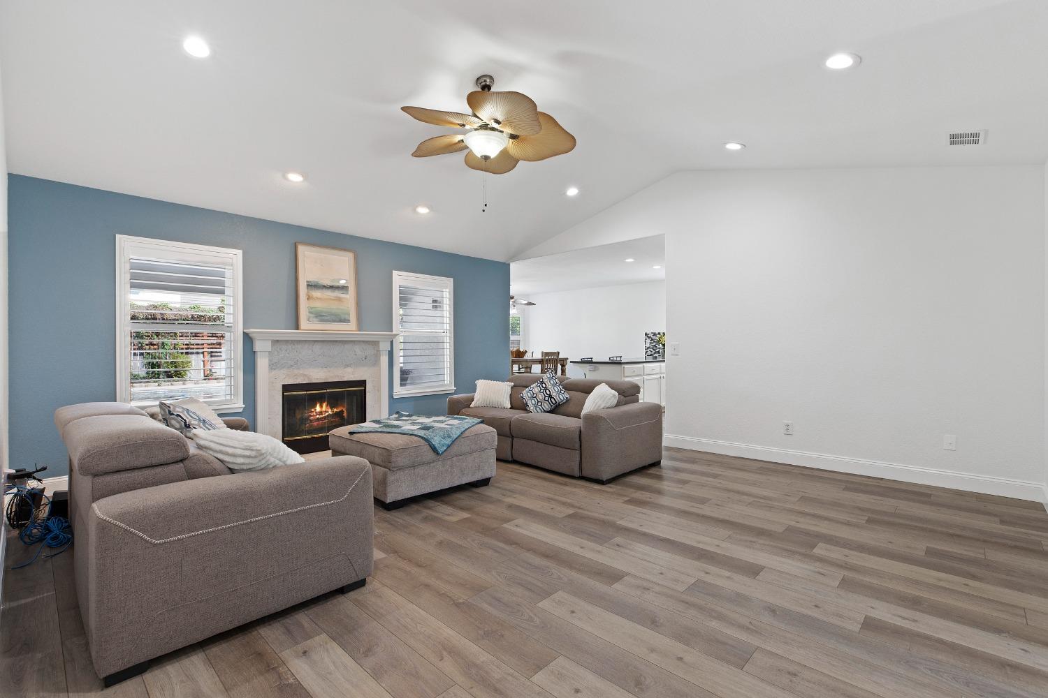 Eastburg Court, Ripon, California image 4