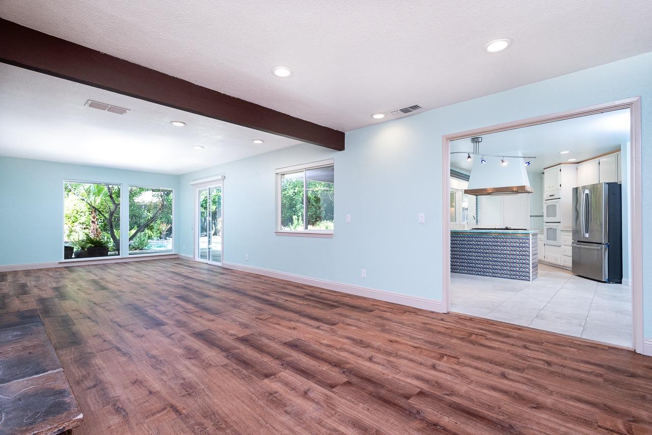 Detail Gallery Image 11 of 27 For 1205 Lantern Ct, Sacramento,  CA 95864 - 4 Beds | 3 Baths