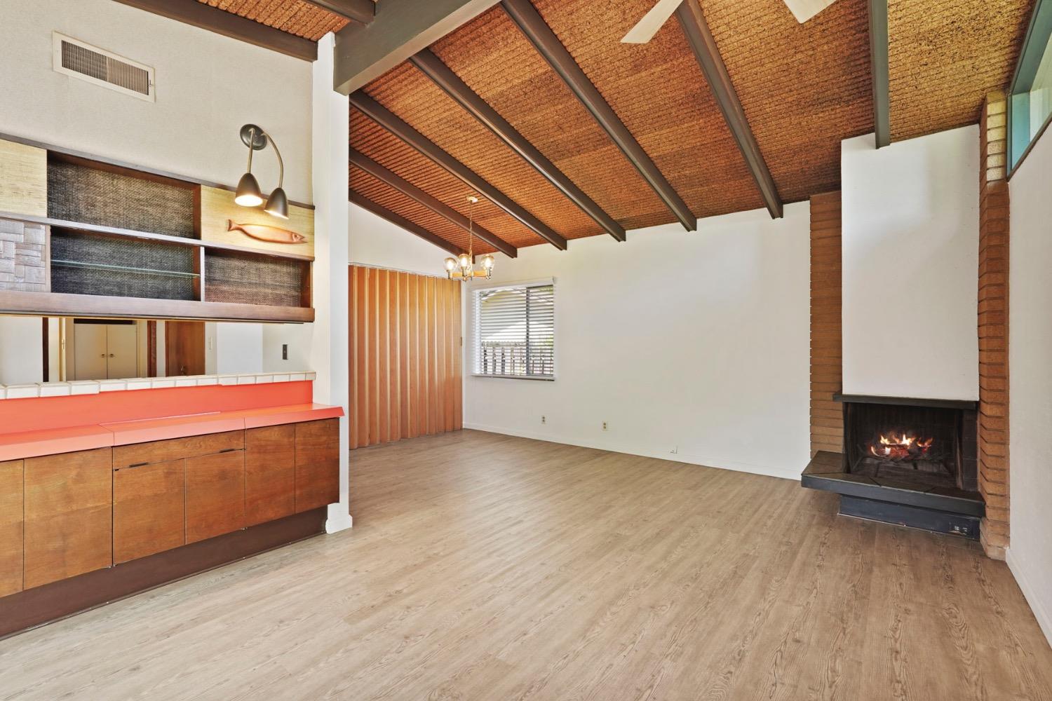 Detail Gallery Image 15 of 29 For 2205 Fernvale Dr, Stockton,  CA 95207 - 3 Beds | 2 Baths