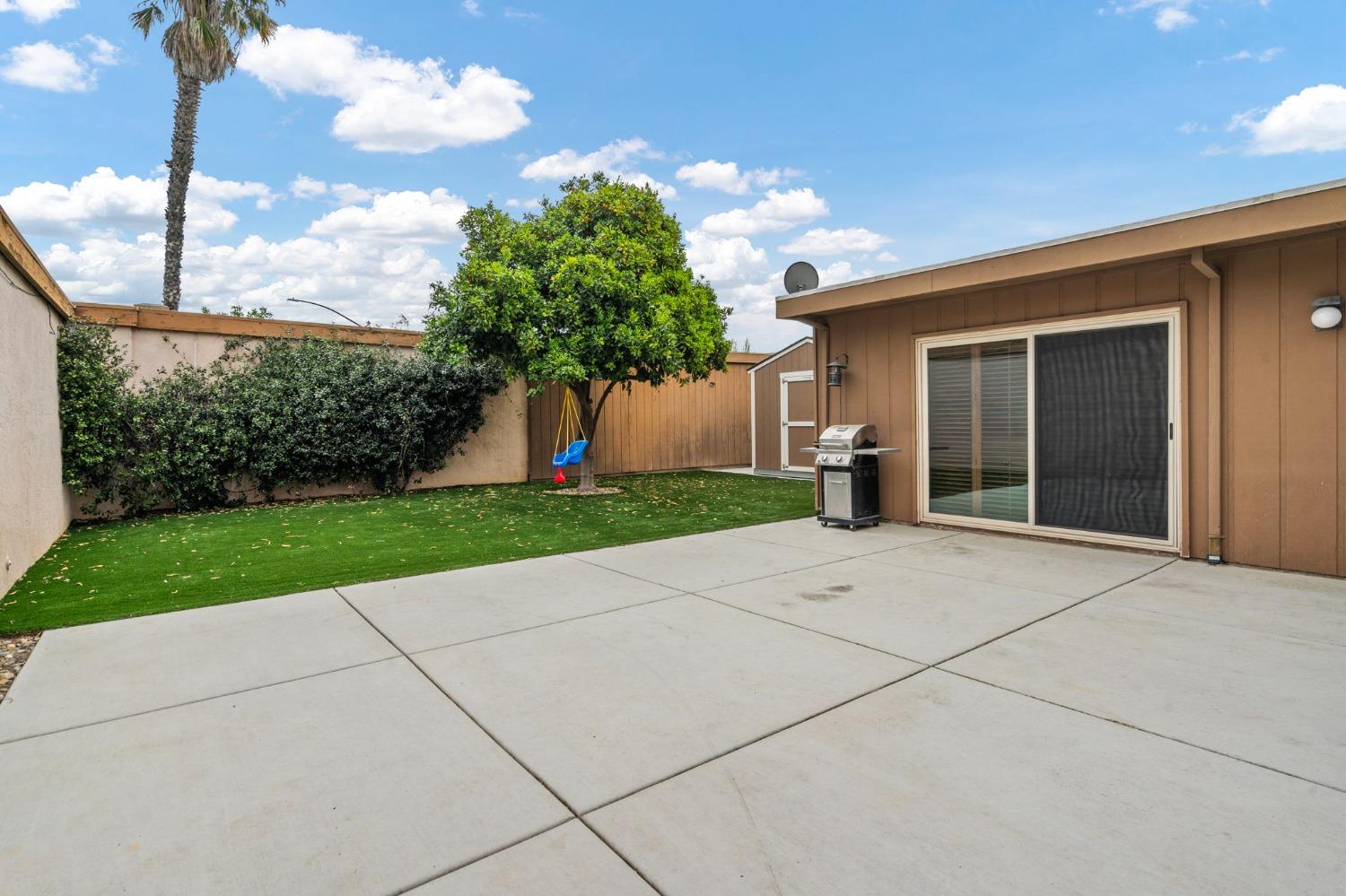 Edgebrook Drive, Modesto, California image 29