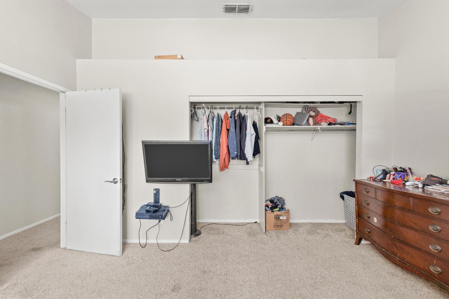 Photo #21: 225054541 Listing: Photo #21