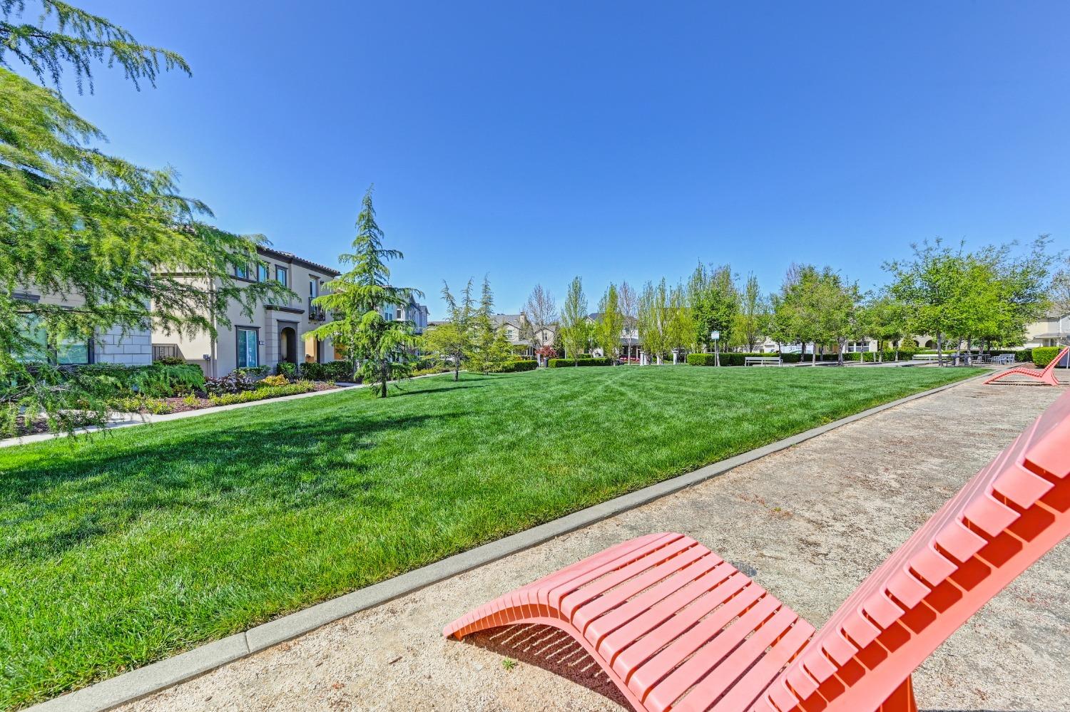 Detail Gallery Image 60 of 74 For 3438 Forney Way, Sacramento,  CA 95816 - 3 Beds | 2/1 Baths