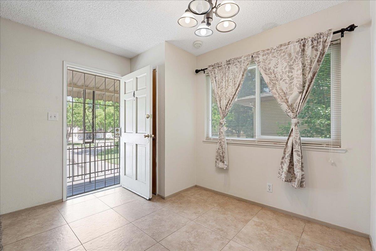 Photo #9: 225055774 Listing: Photo #9