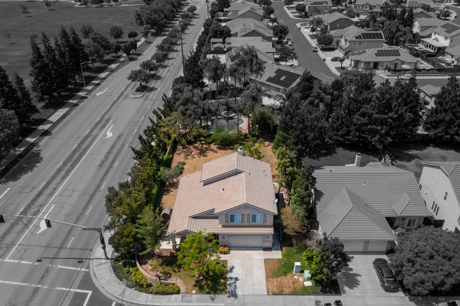 Queensland Avenue, Manteca, California image 44