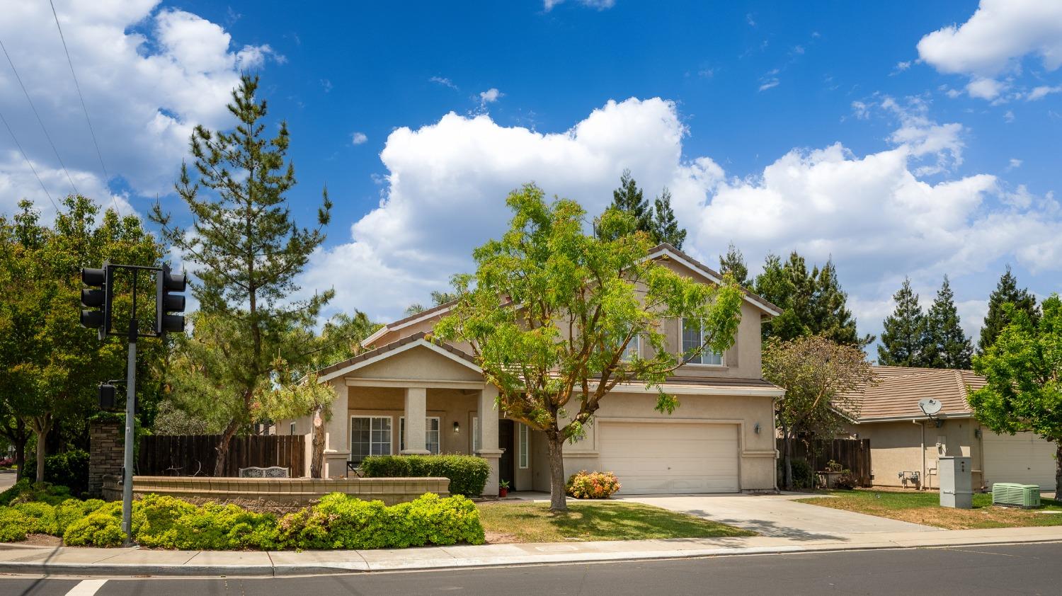 Queensland Avenue, Manteca, California image 3