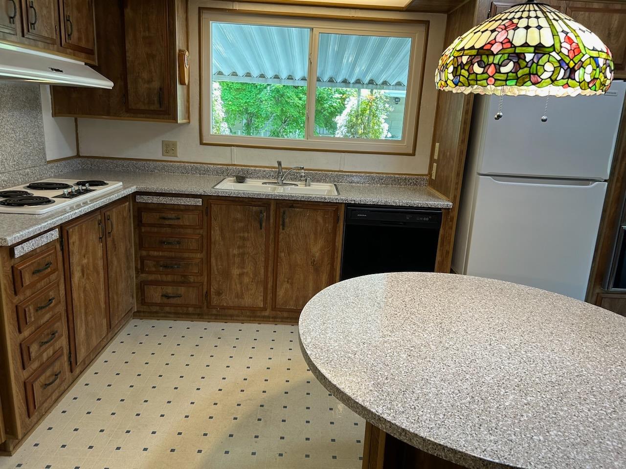 Detail Gallery Image 10 of 20 For 156 Rimma Way, Roseville,  CA 95661 - 2 Beds | 0/2 Baths
