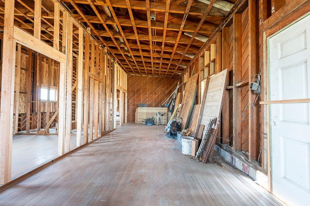 Sharon Boulevard, Madera, California image 16