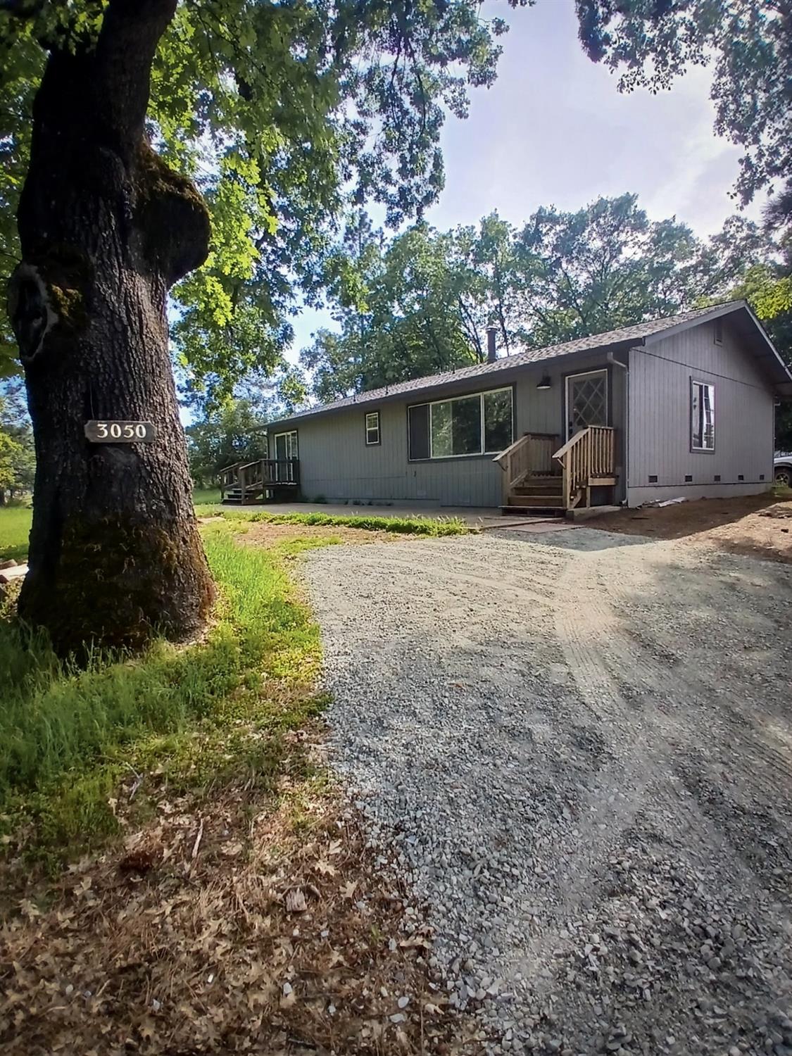 Pleasant Oak Road, Placerville, California image 1