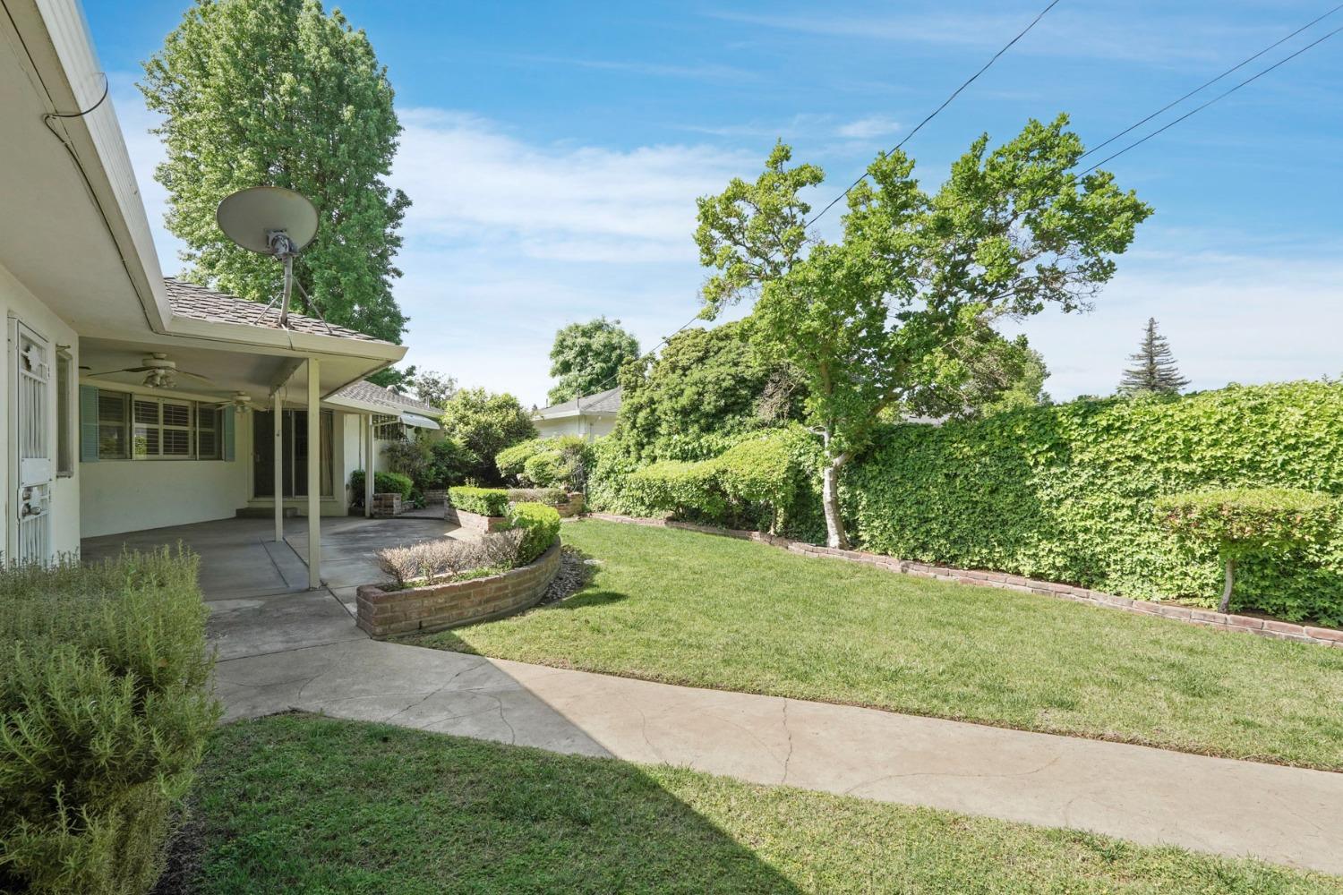 Detail Gallery Image 26 of 40 For 1101 Lakehome Dr, Lodi,  CA 95242 - 3 Beds | 2/1 Baths