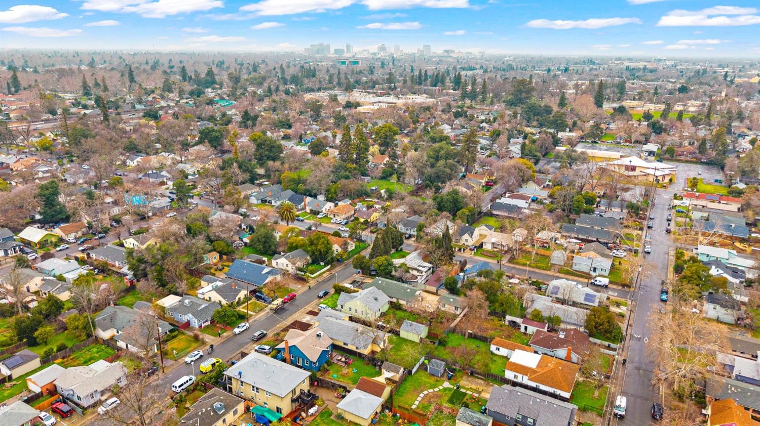 Ferrite Court, West Sacramento, California image 35