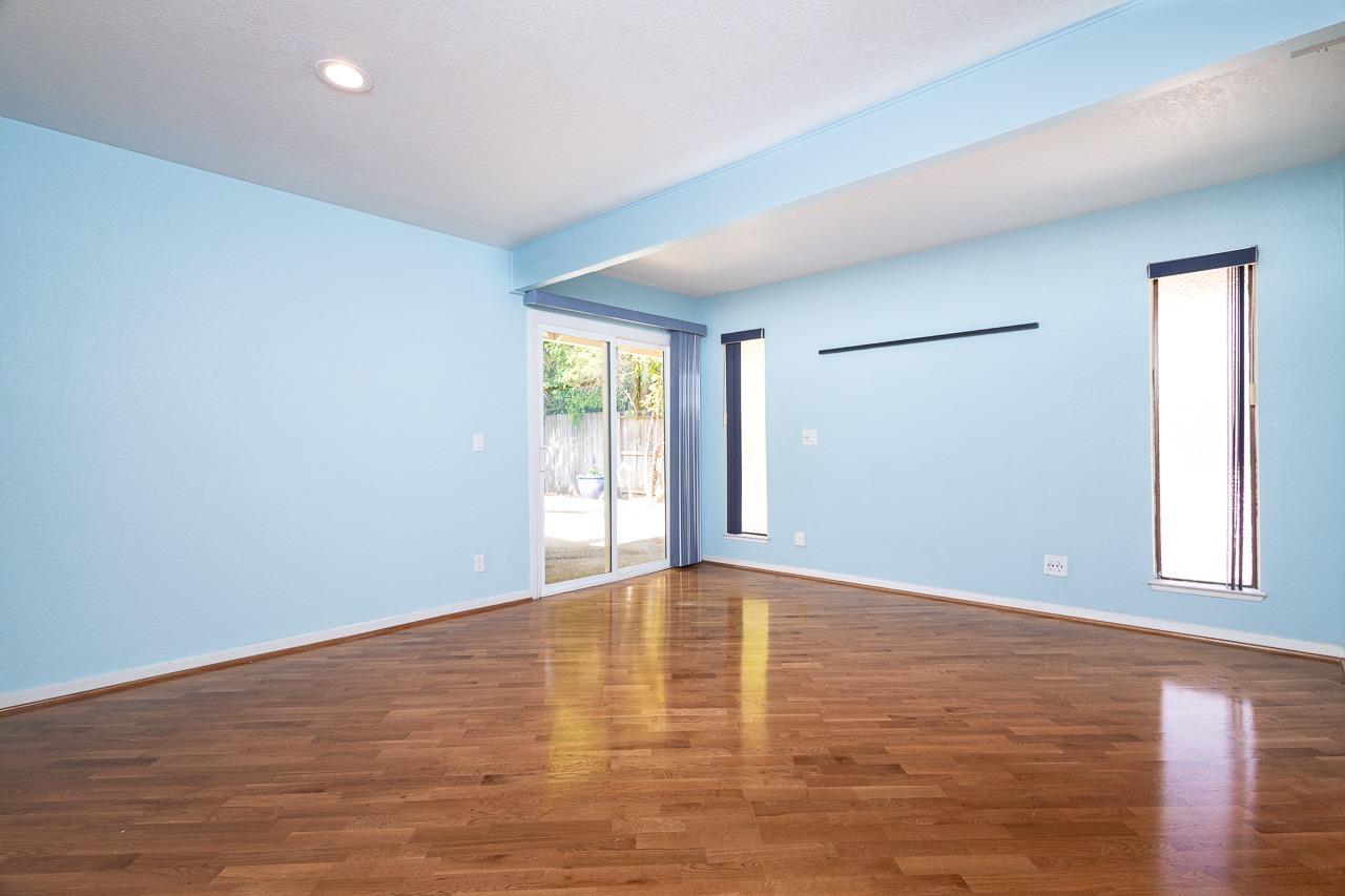 Detail Gallery Image 15 of 27 For 1205 Lantern Ct, Sacramento,  CA 95864 - 4 Beds | 3 Baths