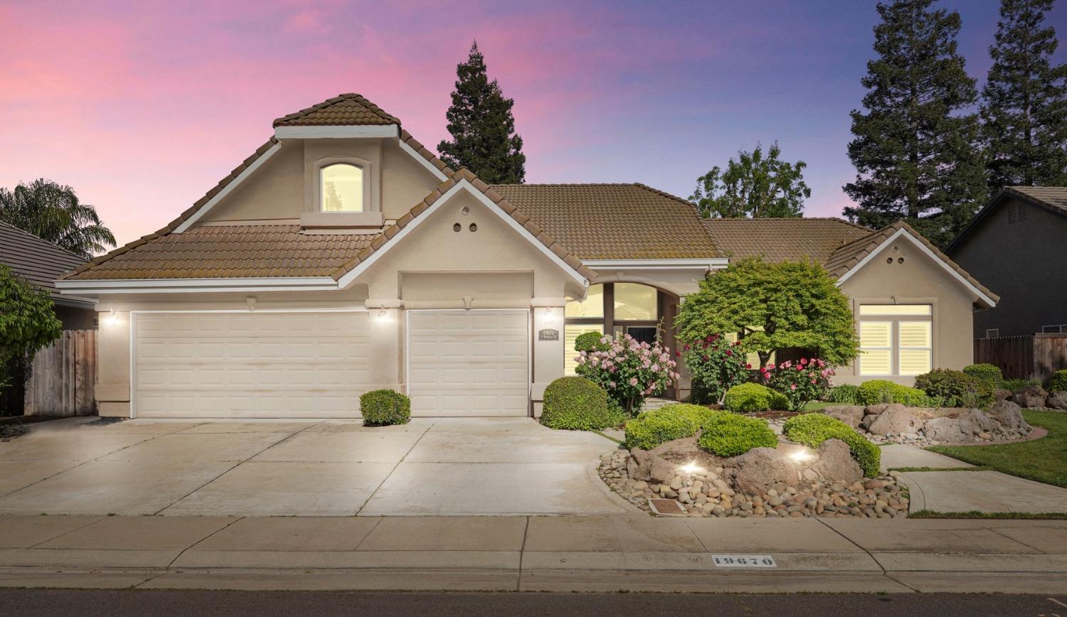 Windwood Drive, Woodbridge, California image 1