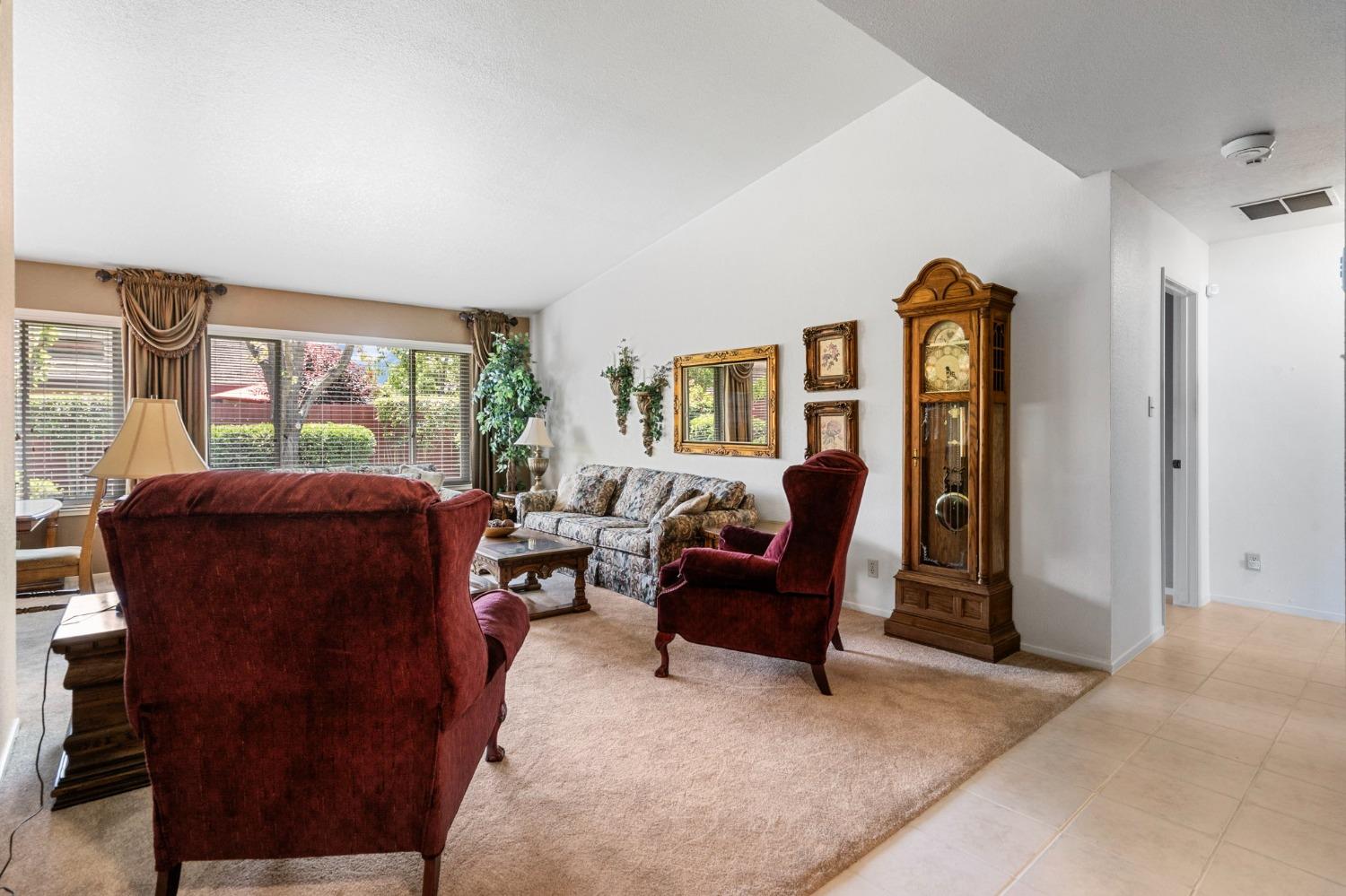 Goldenoak Way, Stockton, California image 8