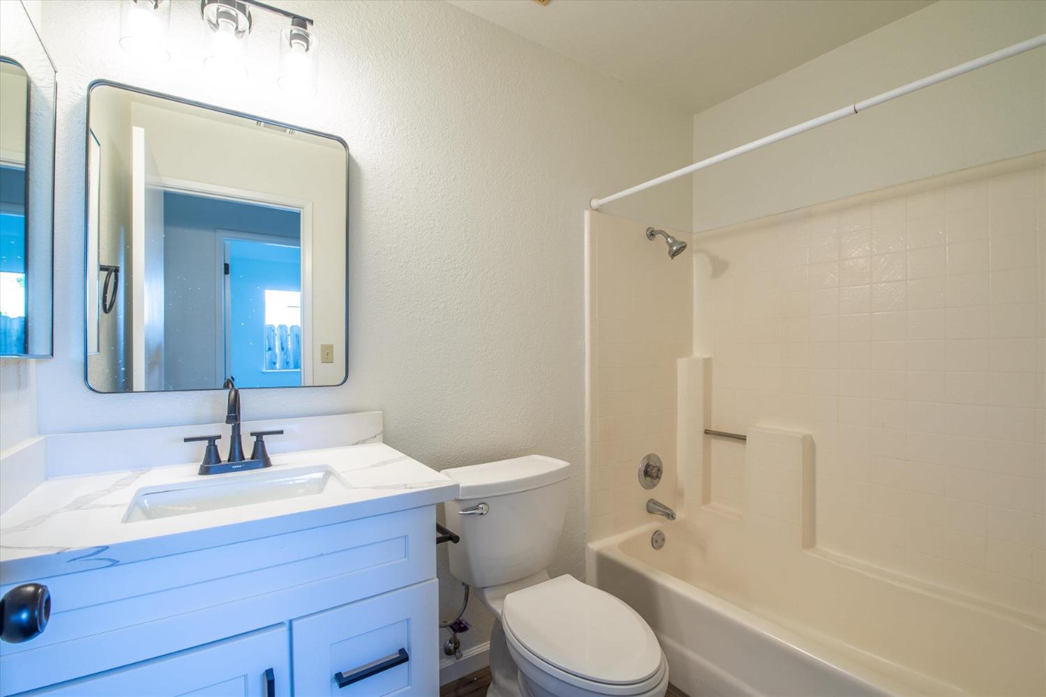 Detail Gallery Image 31 of 45 For 4046 S Royal Links Cir, Antioch,  CA 94509 - 4 Beds | 2 Baths