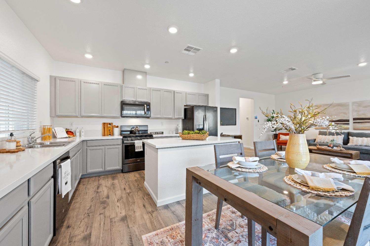 Socrates Way, Rancho Cordova, California image 17