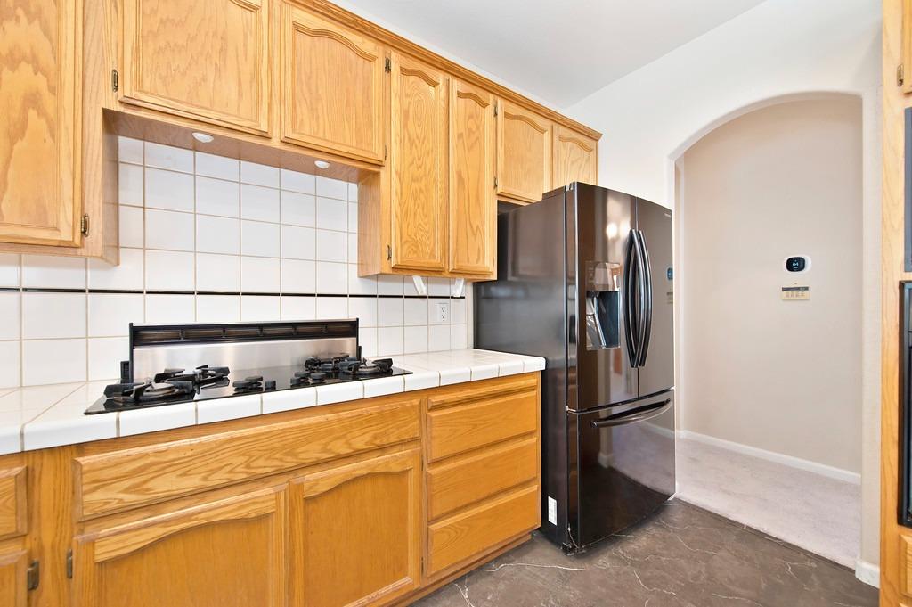 Buckhaven Way, Citrus Heights, California image 14