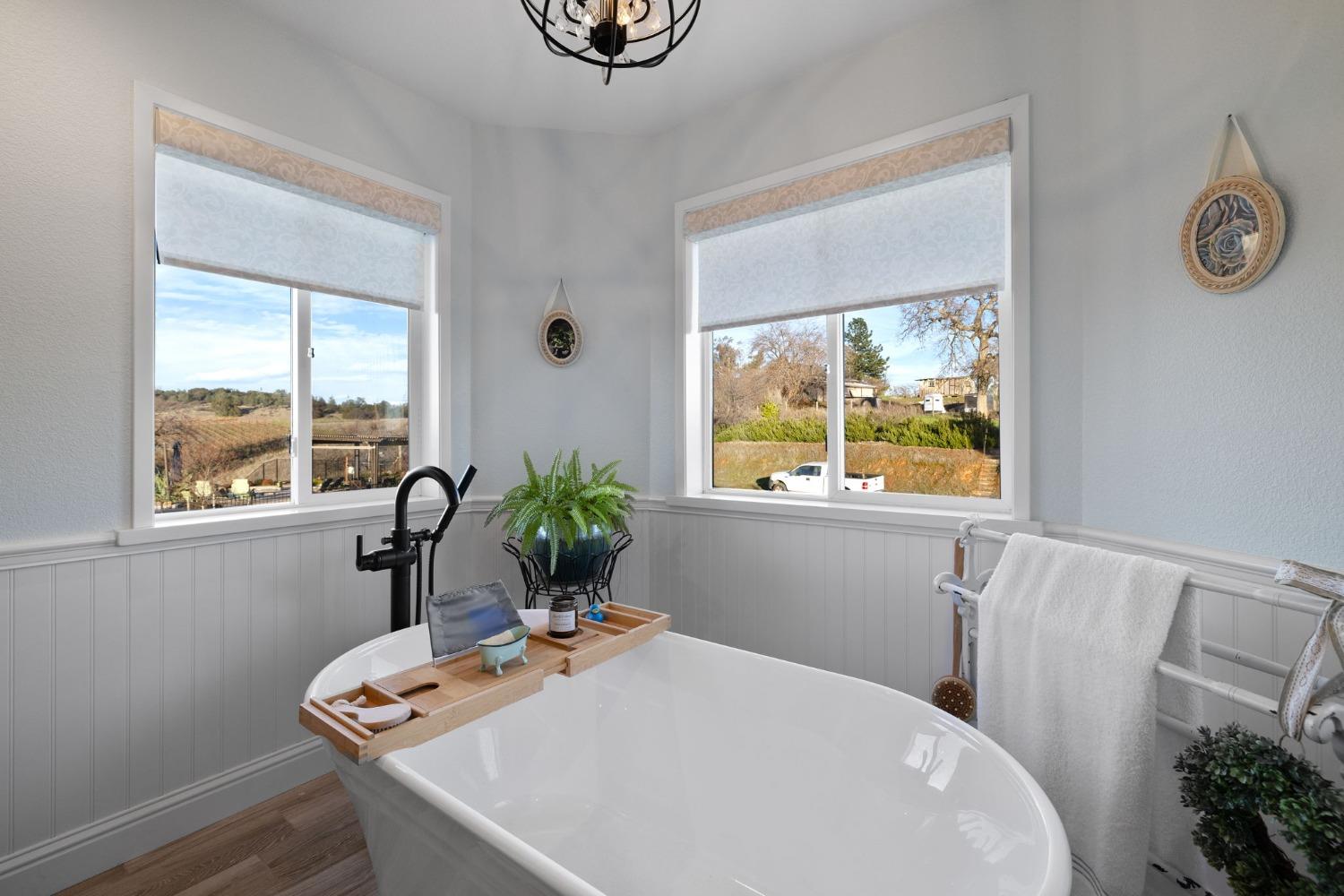 Detail Gallery Image 56 of 99 For 6441 Sky Hawk Rd, Pilot Hill,  CA 95664 - 7 Beds | 5/1 Baths