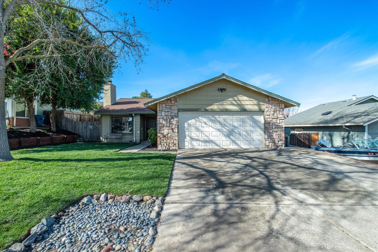 Detail Gallery Image 44 of 45 For 4046 S Royal Links Cir, Antioch,  CA 94509 - 4 Beds | 2 Baths