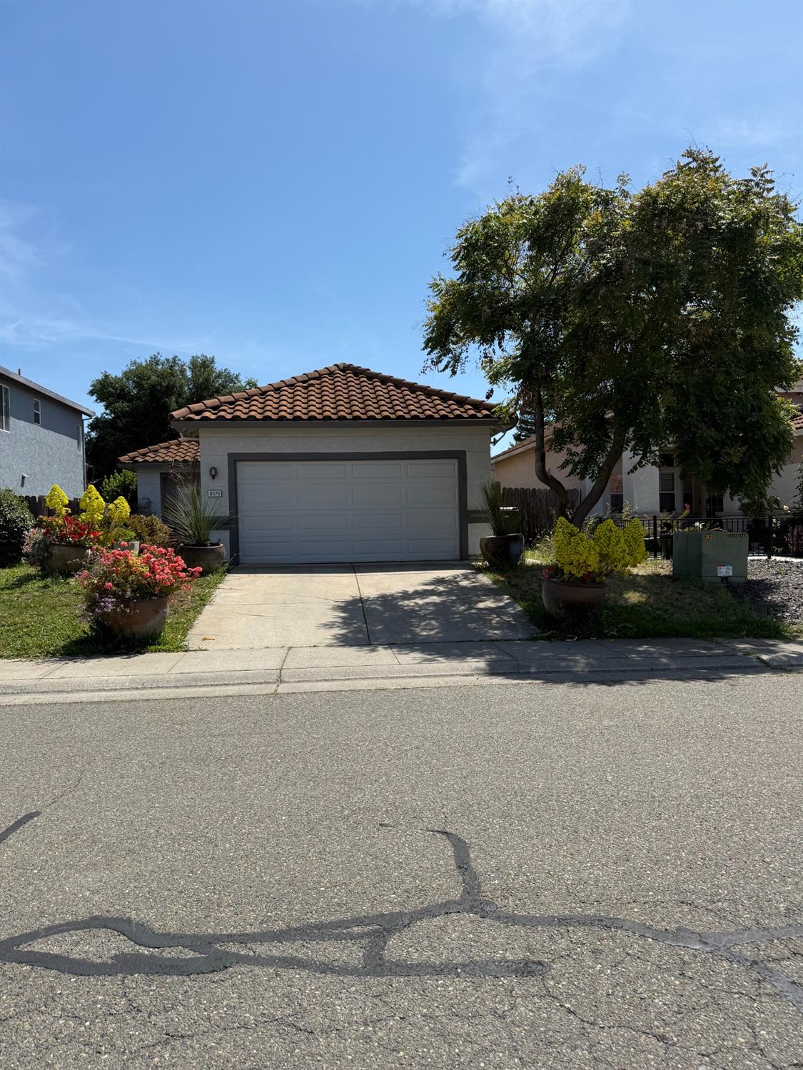 Morcott Way, Sacramento, California image 1